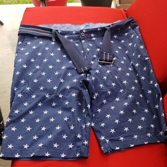 Star Print Men's Shorts - Picture 1 of 4